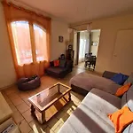 Grand 4 Etoiles, Calme, Proche Commerces *